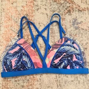 Maaji Swim Top Size Large
